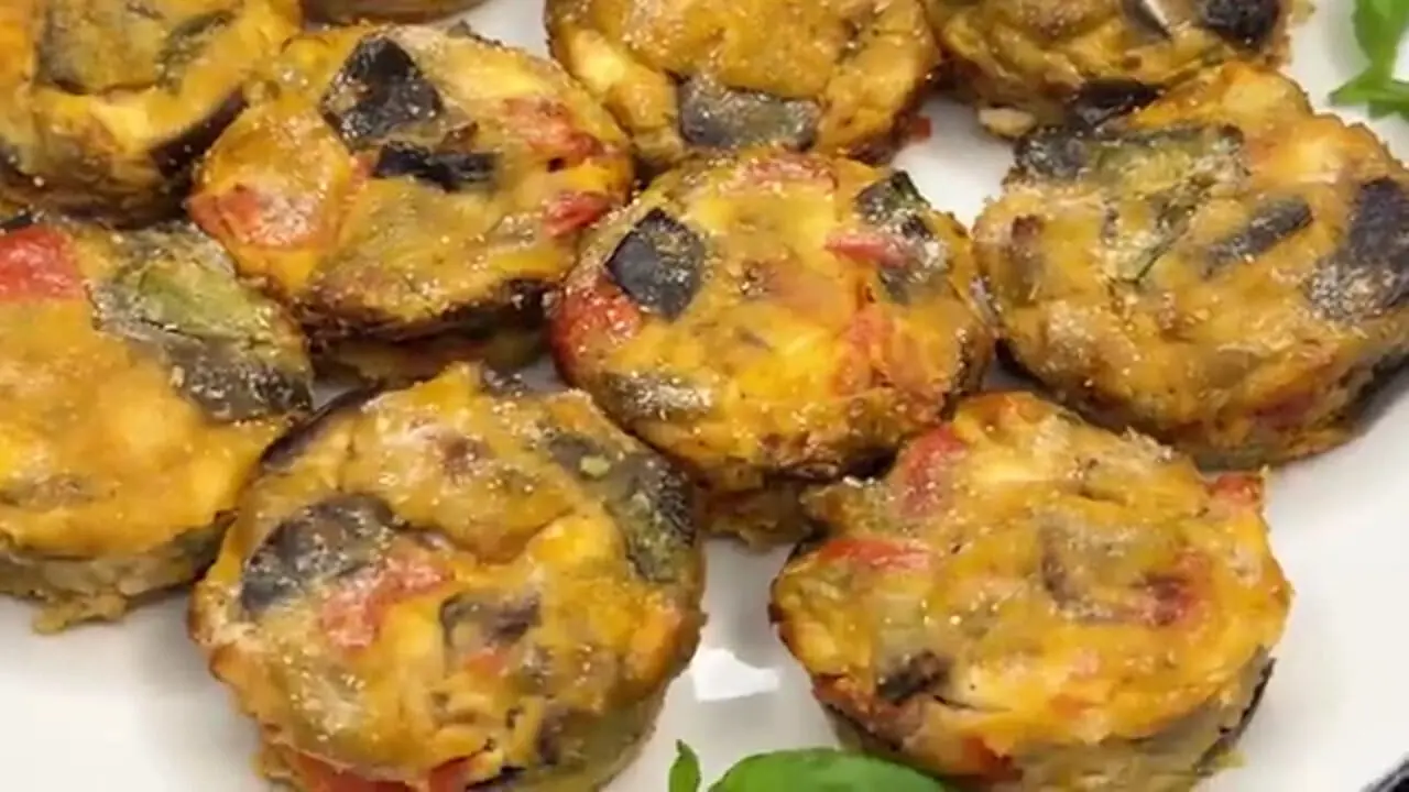 طرز تهیه مافین بادمجان و تخم‌ مرغ | دستور خاص آشپز ایتالیایی در ویدیو