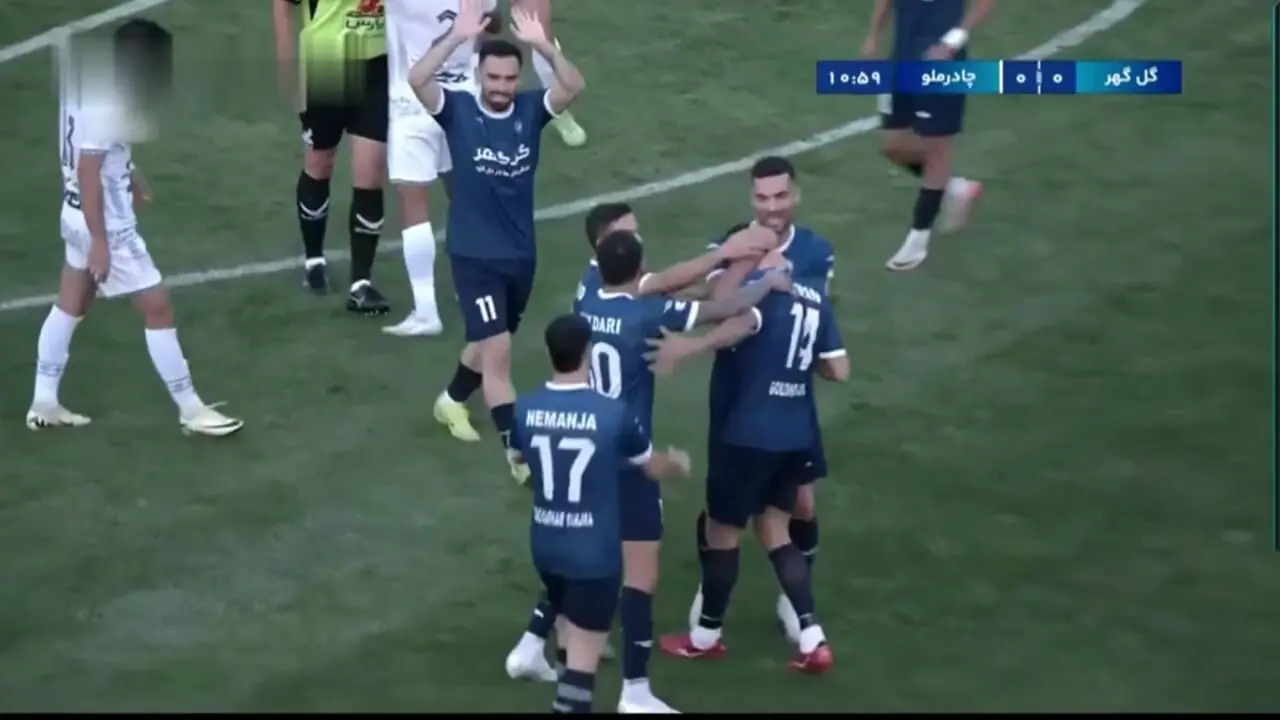 گل اول گل گهر به چادرملو