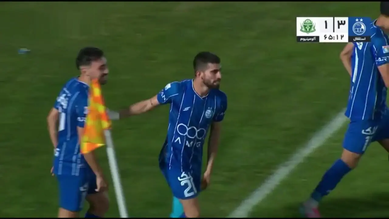 گل سوم و زیبای استقلال به آلومینیوم توسط علیرضا کوشکی