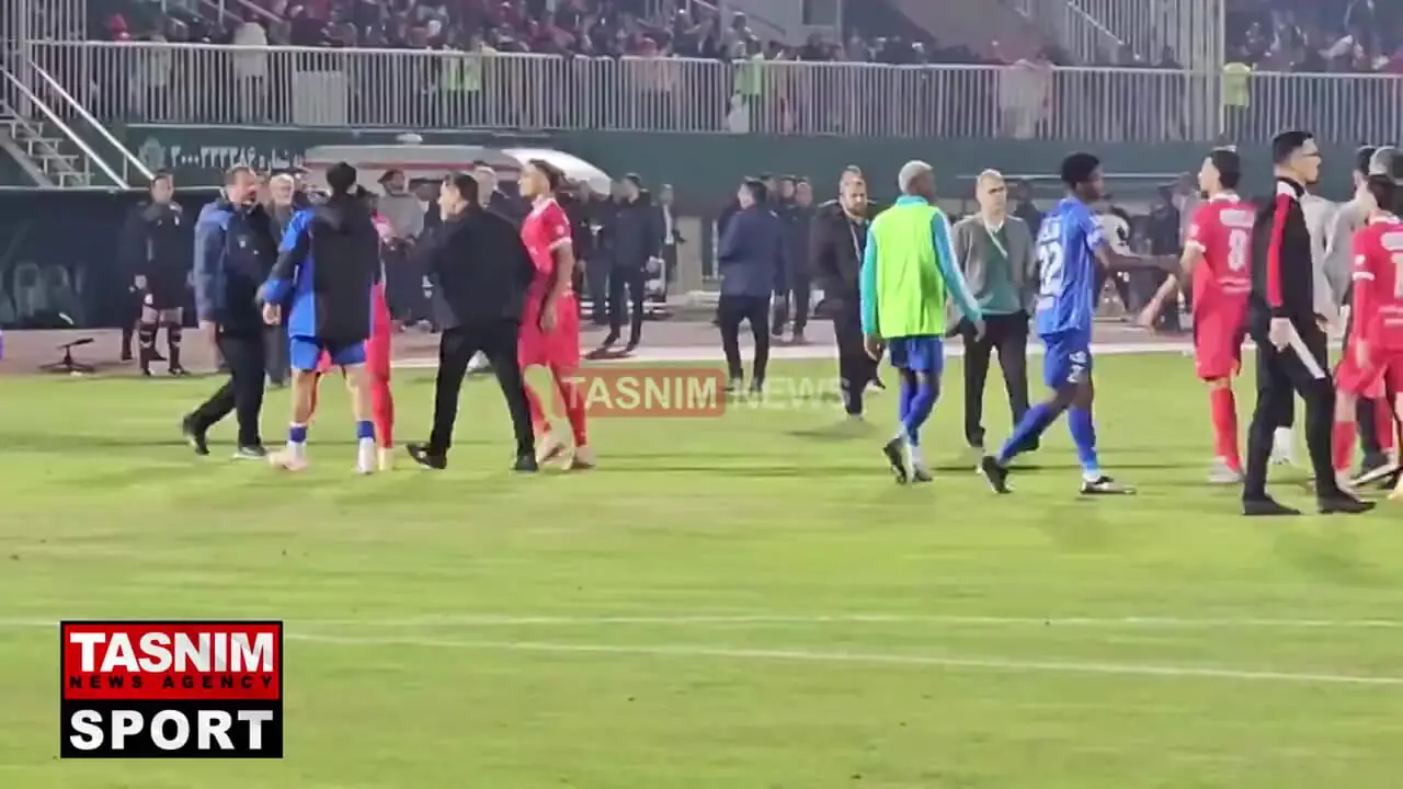 پایان درگیری اوریه و سحرخیزان با وساطت بازیکنان در دربی ۱۰۶