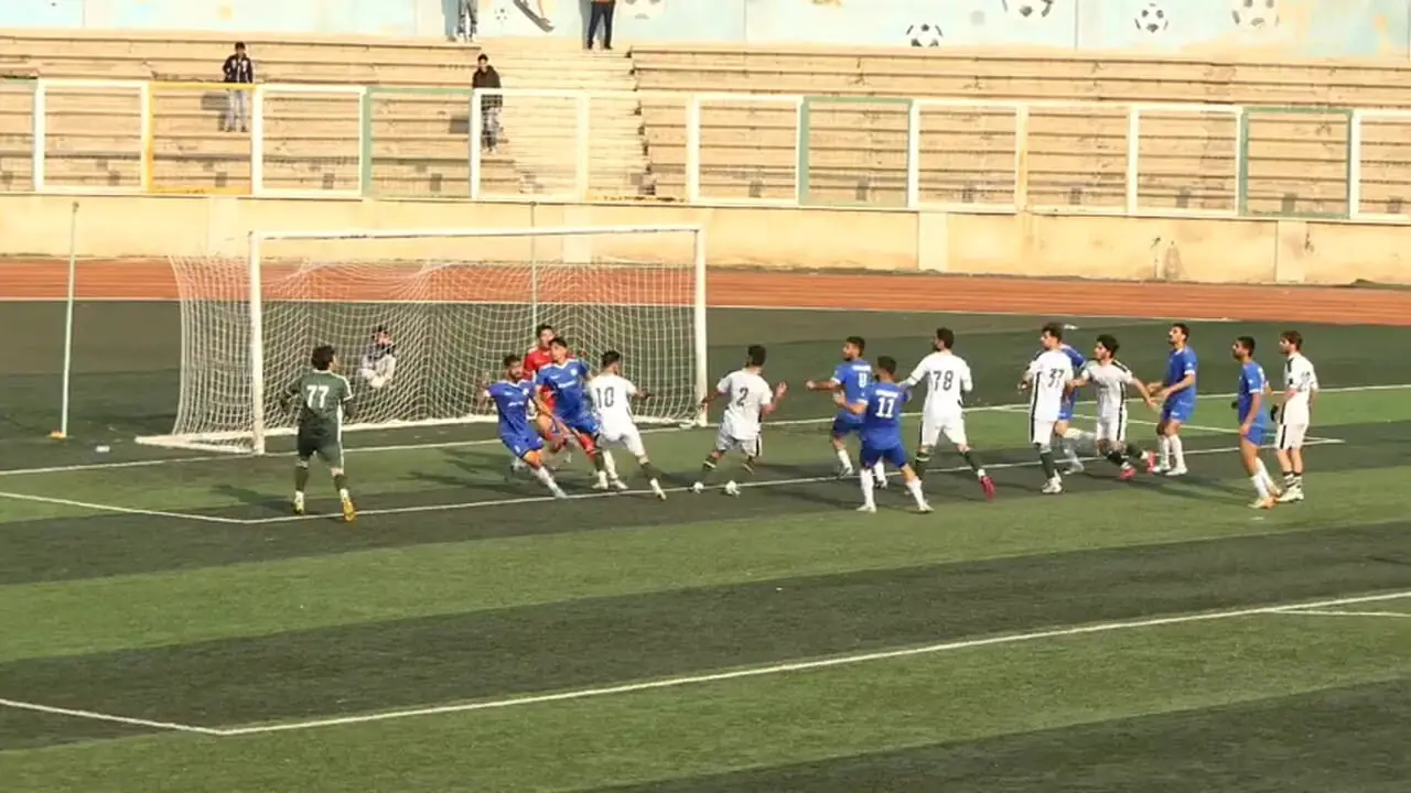 تکرار گل دروازه‌بان بنفیکا در لیگ ۳ ایران!