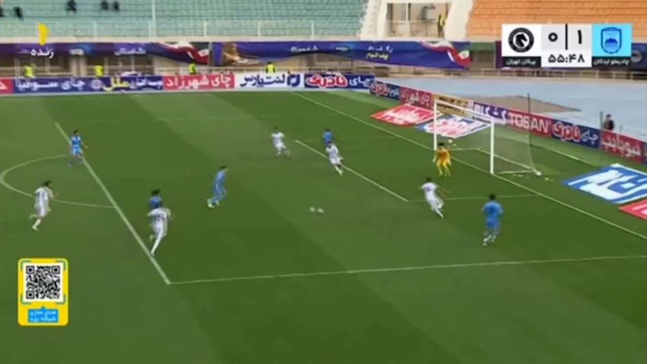 خلاصه بازی چادرملو اردکان 2 - پیکان 0