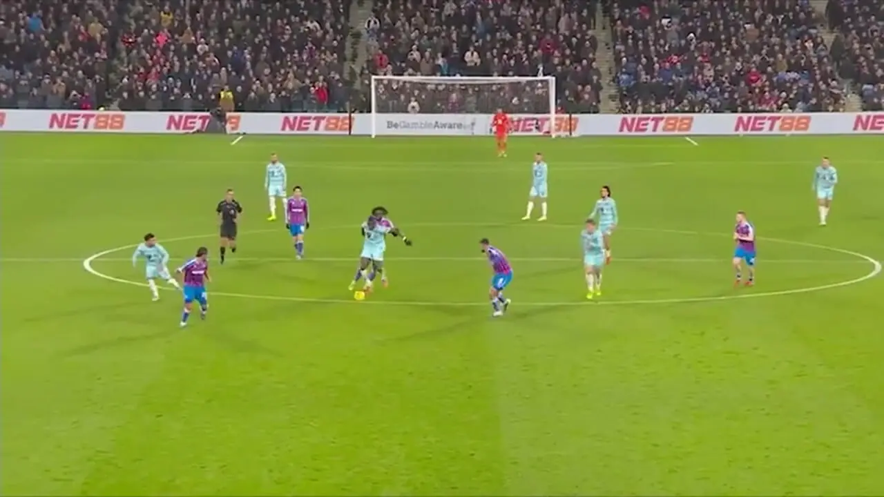 خلاصه بازی کریستال پالاس 2 - برنلی 3