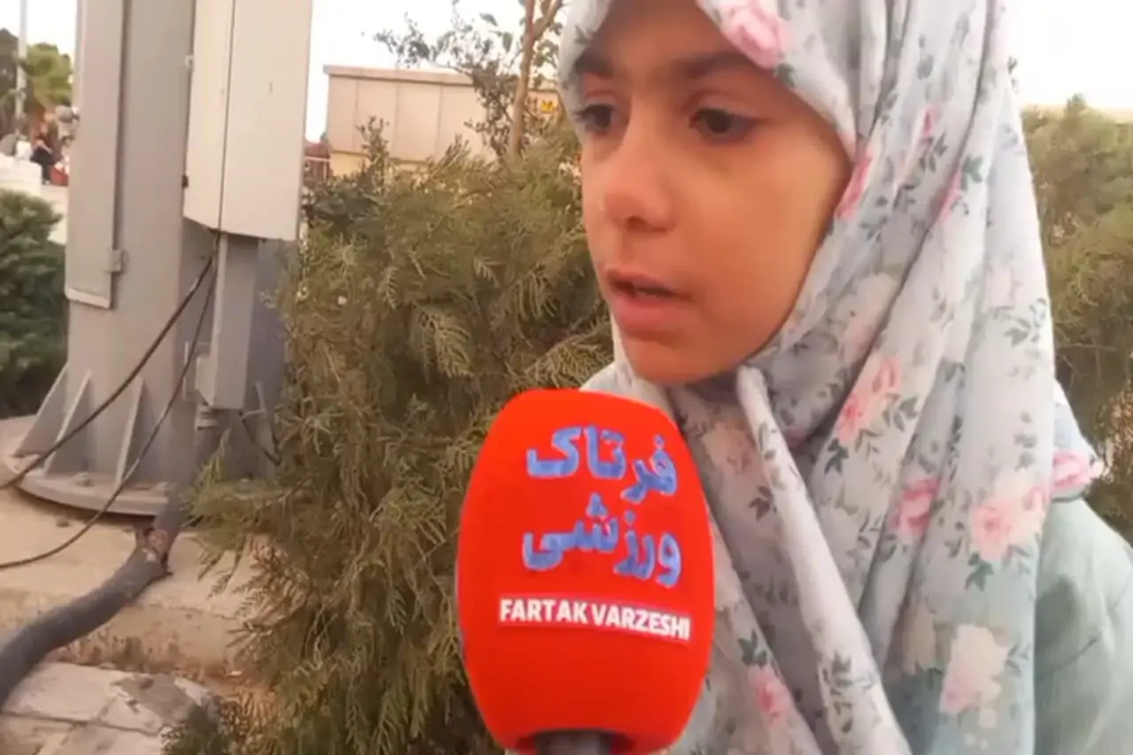 اشک‌های تلخ دختر نوجوان در فرودگاه؛ ستاره‌های تیم ملی امضا ندادند