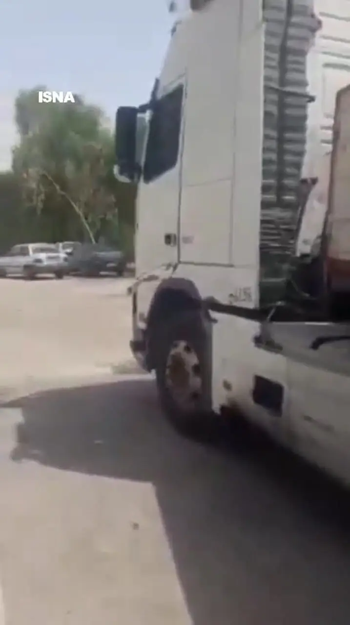 توقیف کامیون با رانندگی دختر ۱۰ ساله در هرمزگان
