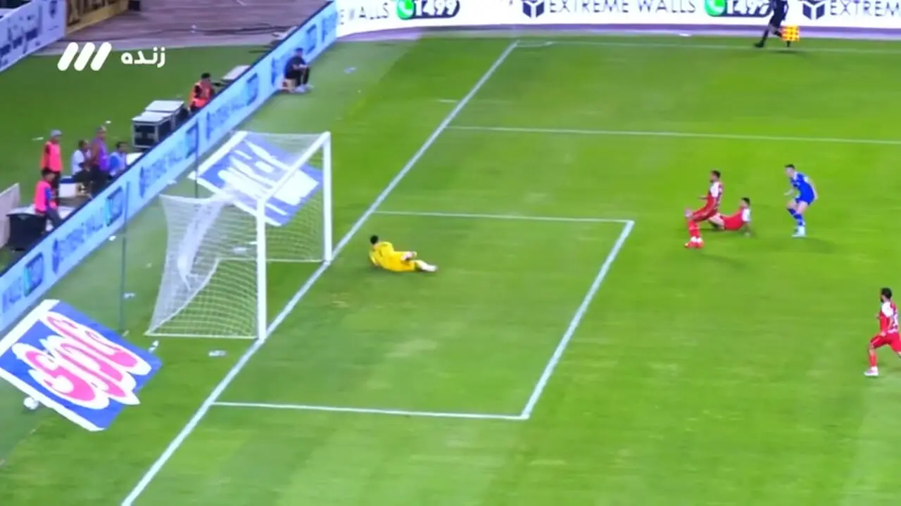 گل اول استقلال به پرسپولیس با ضربه آسانی